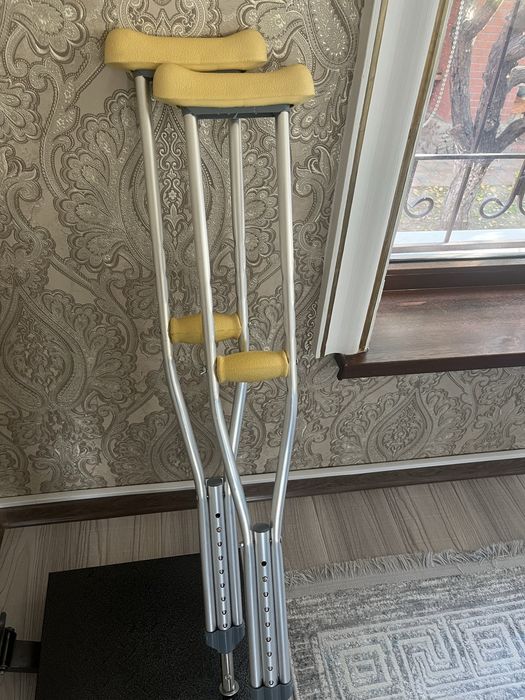 Продается костыль