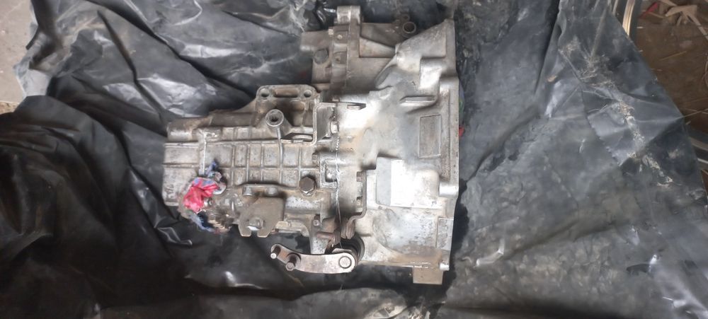 Продам   коробку