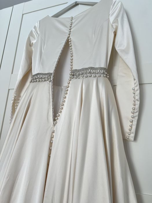 Продам шикарное свадебное платье