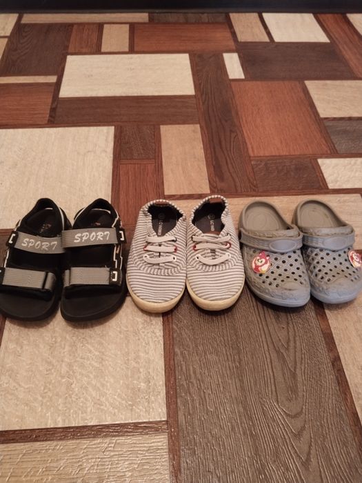 Макасы и сандалии продам