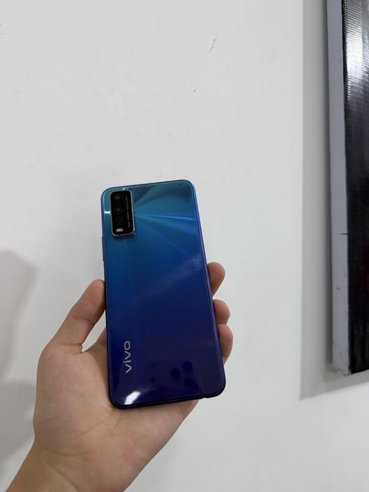 Vivo Y12s 32gb срочни сотилади