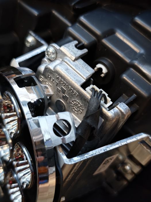 Части за Би-Ксенон LED фар Peugeot 508 (2011-2014) – ЛЯВ + Чисто ново стъкло