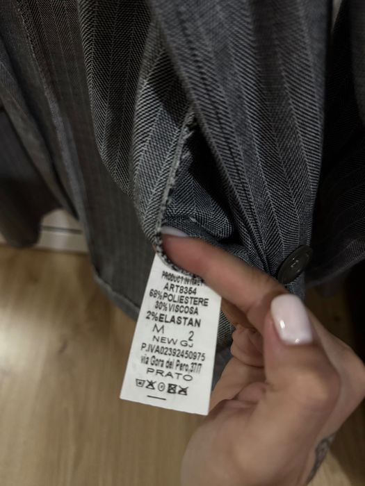 2бр.черно и сиво сако