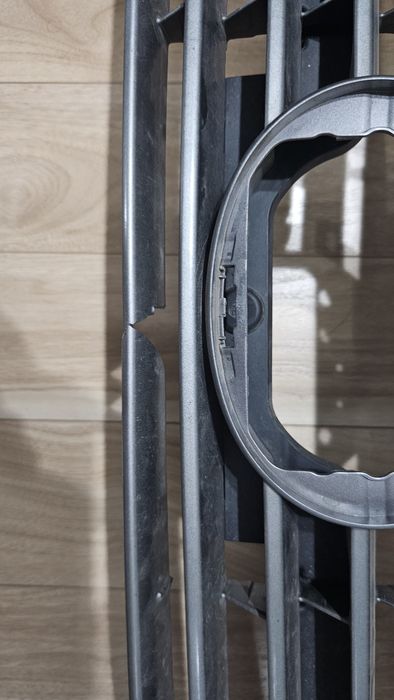 Прдам решётку радиатора