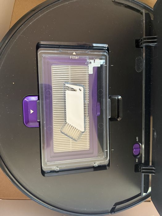 Робот пылисос срочно !