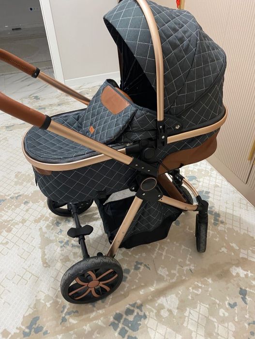 Продается коляска