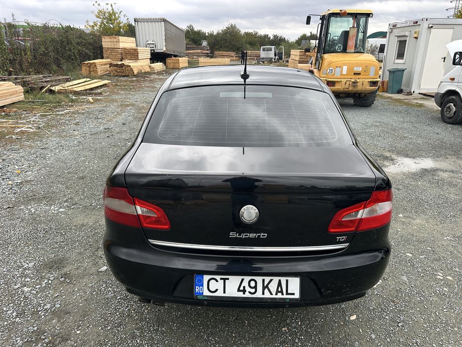 SKODA Superb 2010 — imagine 4