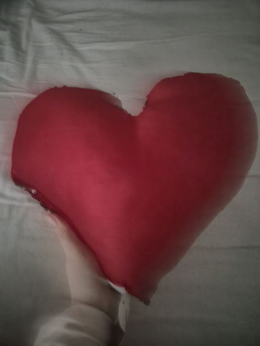 Perna cu paiete in forma de inima