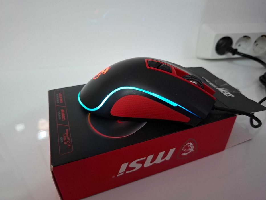 MSI m92 RGB мишка