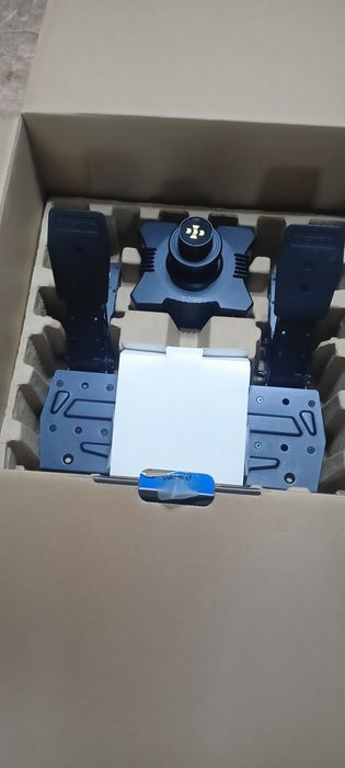 Игровой руль moza r5