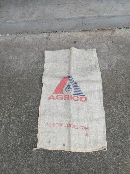 Конопени чували от картофи