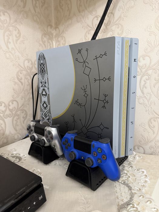 Playstation 4 pro Good of war edition 1TB