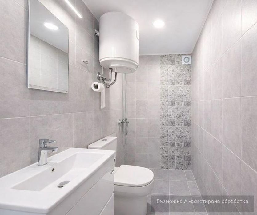 Дава се под наем Едностаен апартамент в Варна, Център - 25 кв.м за 348.84 € - Снимка #2