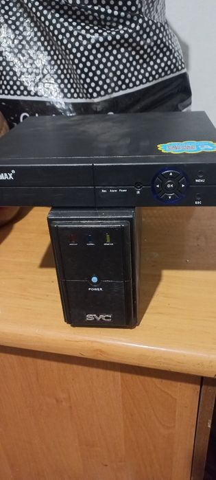 ПРОДАМ  рабочий комплект видеокамер для здания.