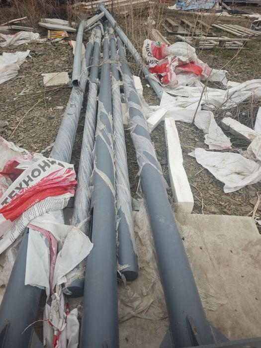 Столбы освещения новые