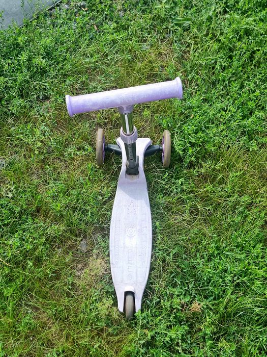 Продам самокат детский три колеса