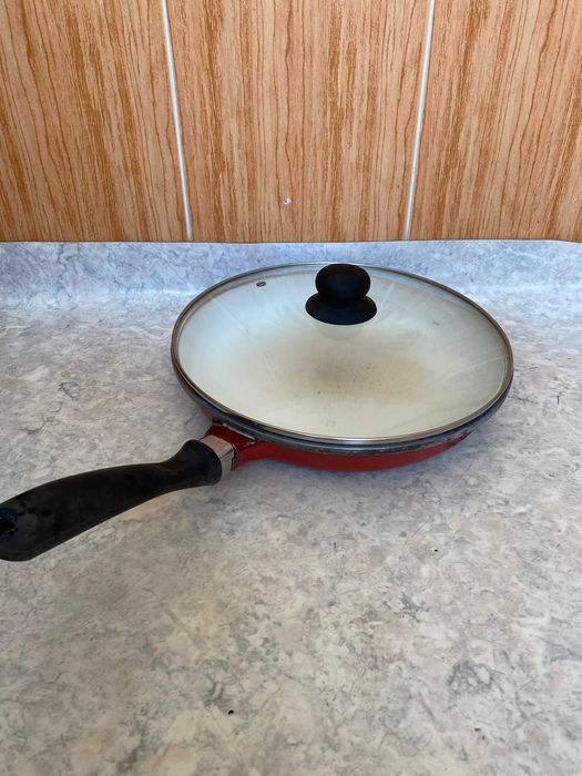 Сковорода диаметр 30 см