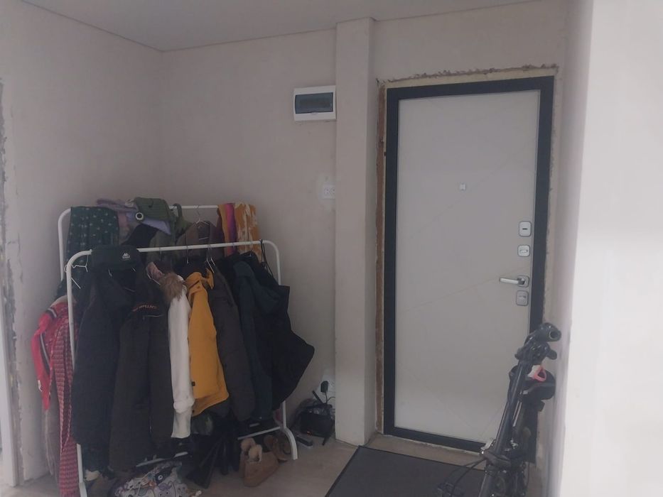 Продам 3 х квартиру центр . Достык Мол