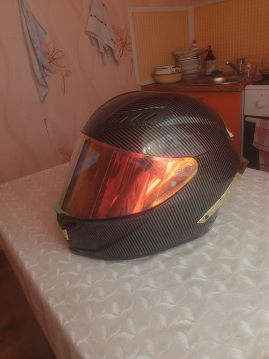 Мотошлем Nitrinos FF-390 Carbon — Зеркальный визор