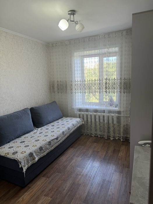 Продаю диван в хорошем состоянии