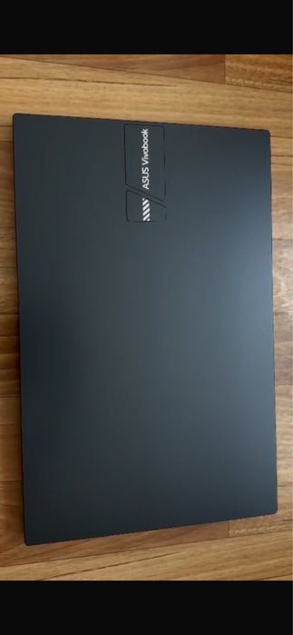 Продам ноутбук ASUS Vivobook 15 новый
