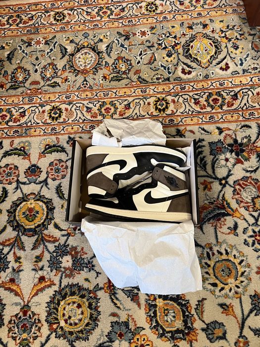 Jordan 1 High Dark Mocha