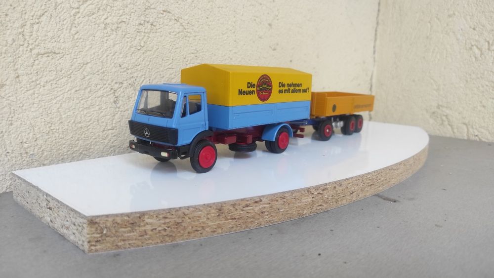 Метални камиони мащаб 1:50