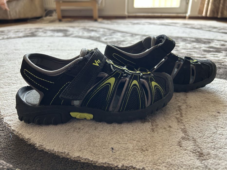 Sandale Vty marimea 33