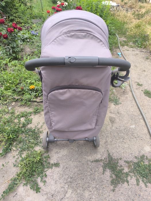 Продам коляску happy baby
