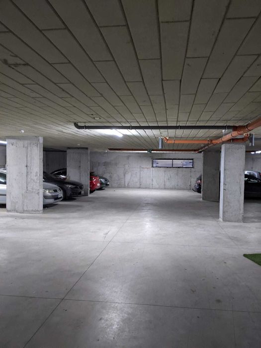 Apartament 2 camere de vânzare, Florești, 69,9 mp, garaj subteran