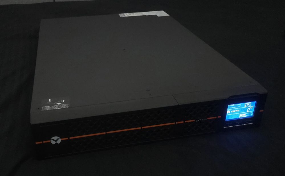 Продам ИБП Vertiv Liebert GXT RT+ 3000IRT2UXL