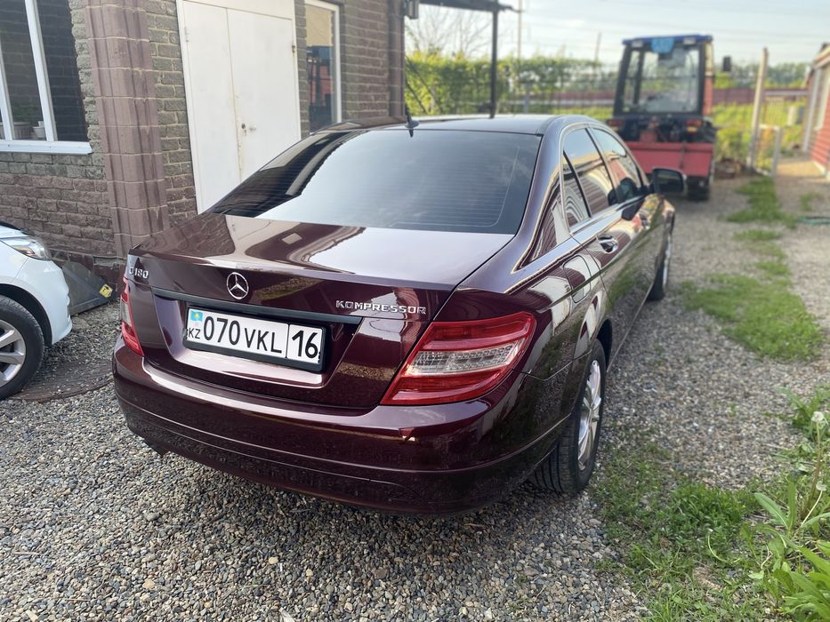 Продам Mercedes C180