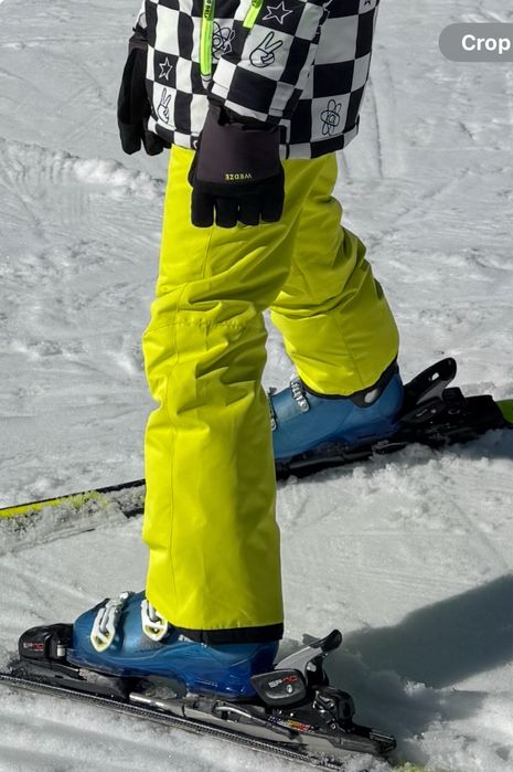 Екип за ски унисекс. Ръст 146 см.