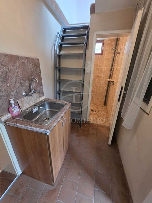 Реф. 2967 Къща / Тип Вила /  Двор