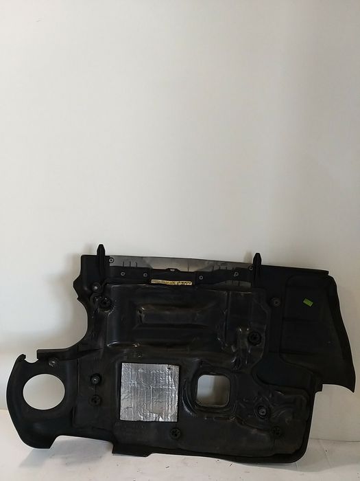 Капак на двигателя за BMW 320 D E46 (2004) 7787330
