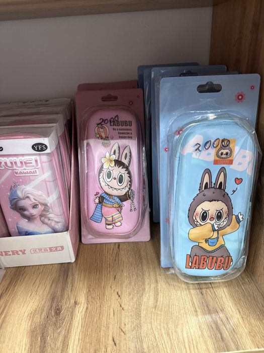 Продаются пеналы для школьников