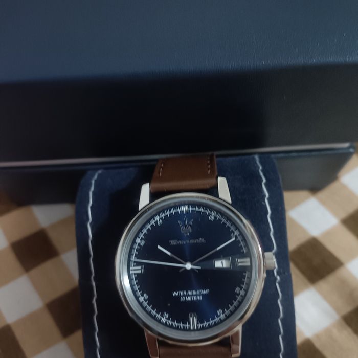 Vând un ceas maserati barbati