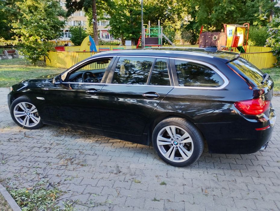 BMW 525 Xdrive 8ZF / 2013 Вс.платено и обслужена