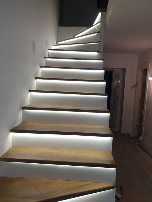 Scări din lemn / trepte din lemn si balustrade