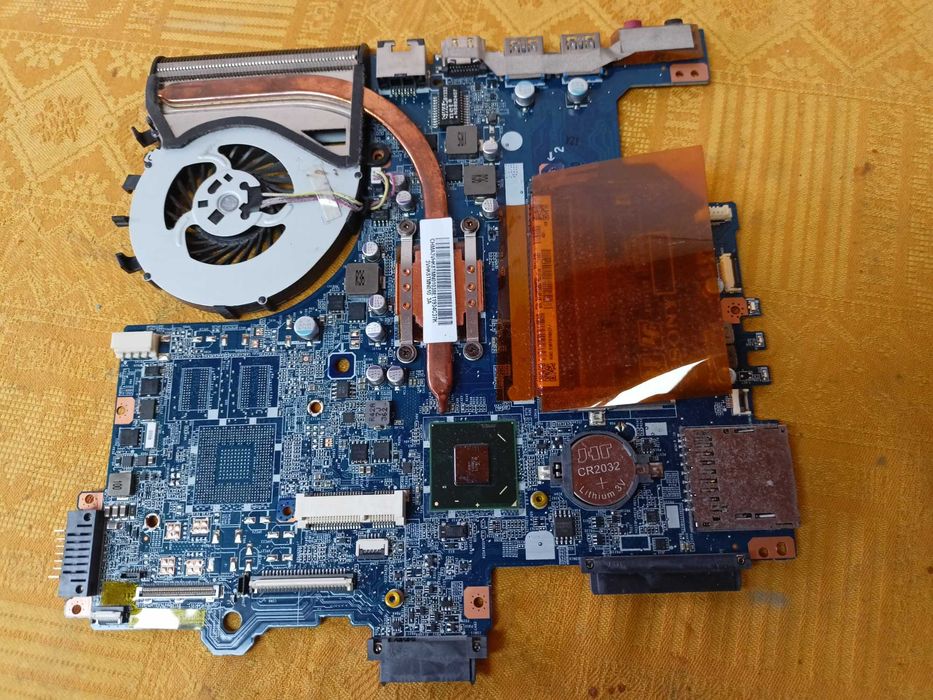 Elemente Sony Vaio SVF142 SVF142C2M