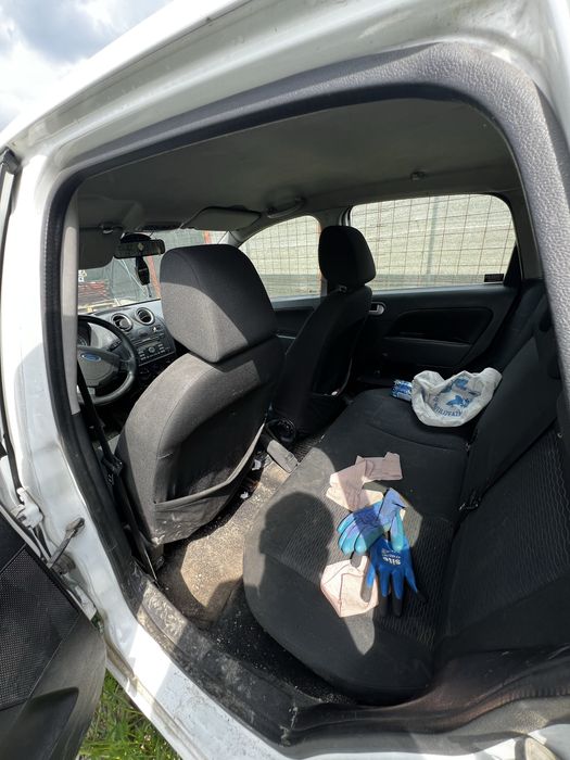 Vand Ford Fiesta an 2007,1.6 TDCI, acte valabile