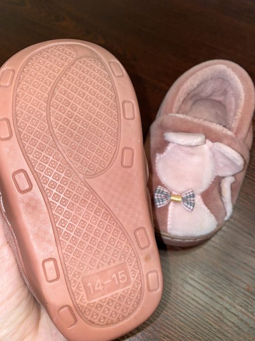 Комнатные тапочки детские