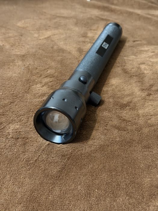 Продам фотофонарь Blaze Basic Kit 4000K (с аккумулятором)