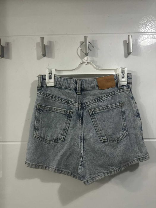 Pantaloni scurți Zara pt fetite