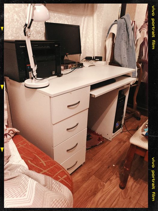 Компьютерный стол