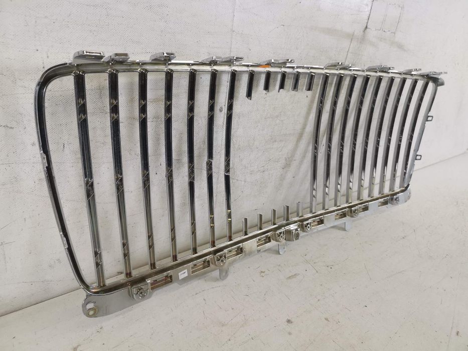 Хромиран Орнамент за Радиаторна Решетка Бентли Бентайга 1 - Оригинален