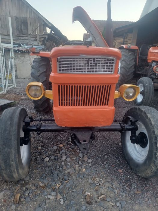 Tractor fiat 445