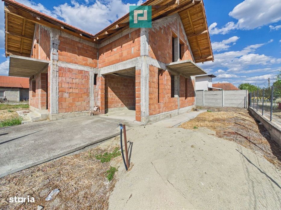 Casă Individuală P+M, în Bacova