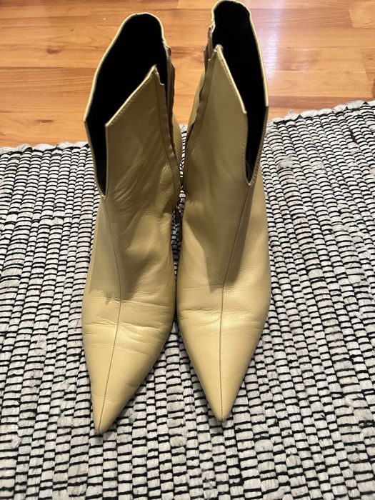 Vand pantofi/ghete stiletto ZARA piele naturala marimea 40