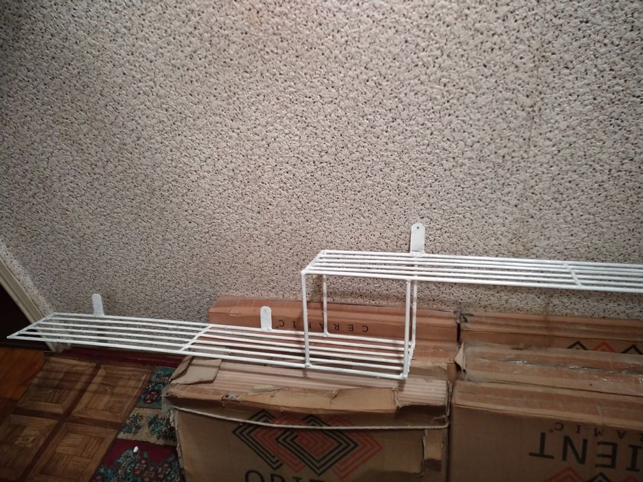 Полка железная новая